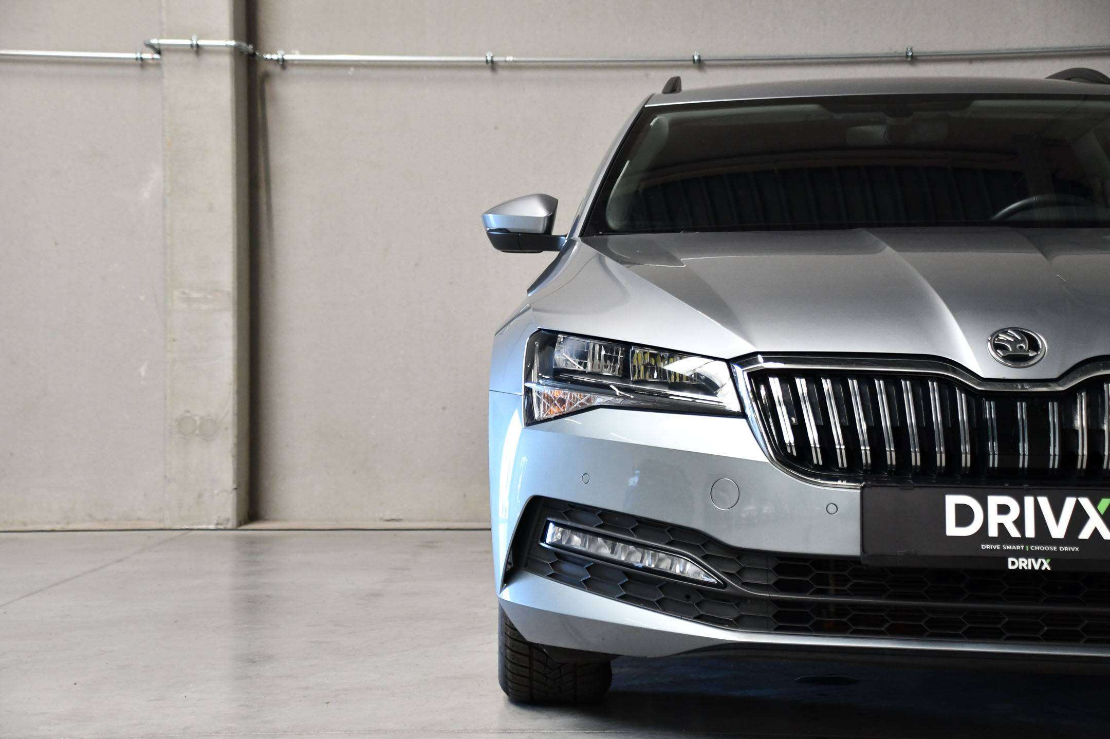 Skoda Superb Superb Combi - 2.0 TSI - DSG - Camera - Carplay - Cruise Control