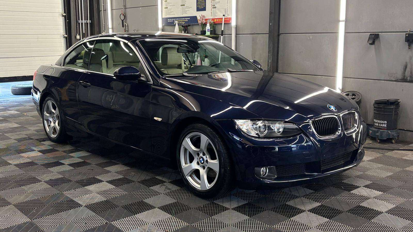 BMW 320 320i cabriolet benzine bj2008 automaat benzine