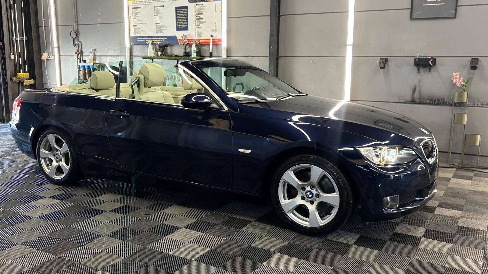 BMW 320 320i cabriolet benzine bj2008 automaat benzine