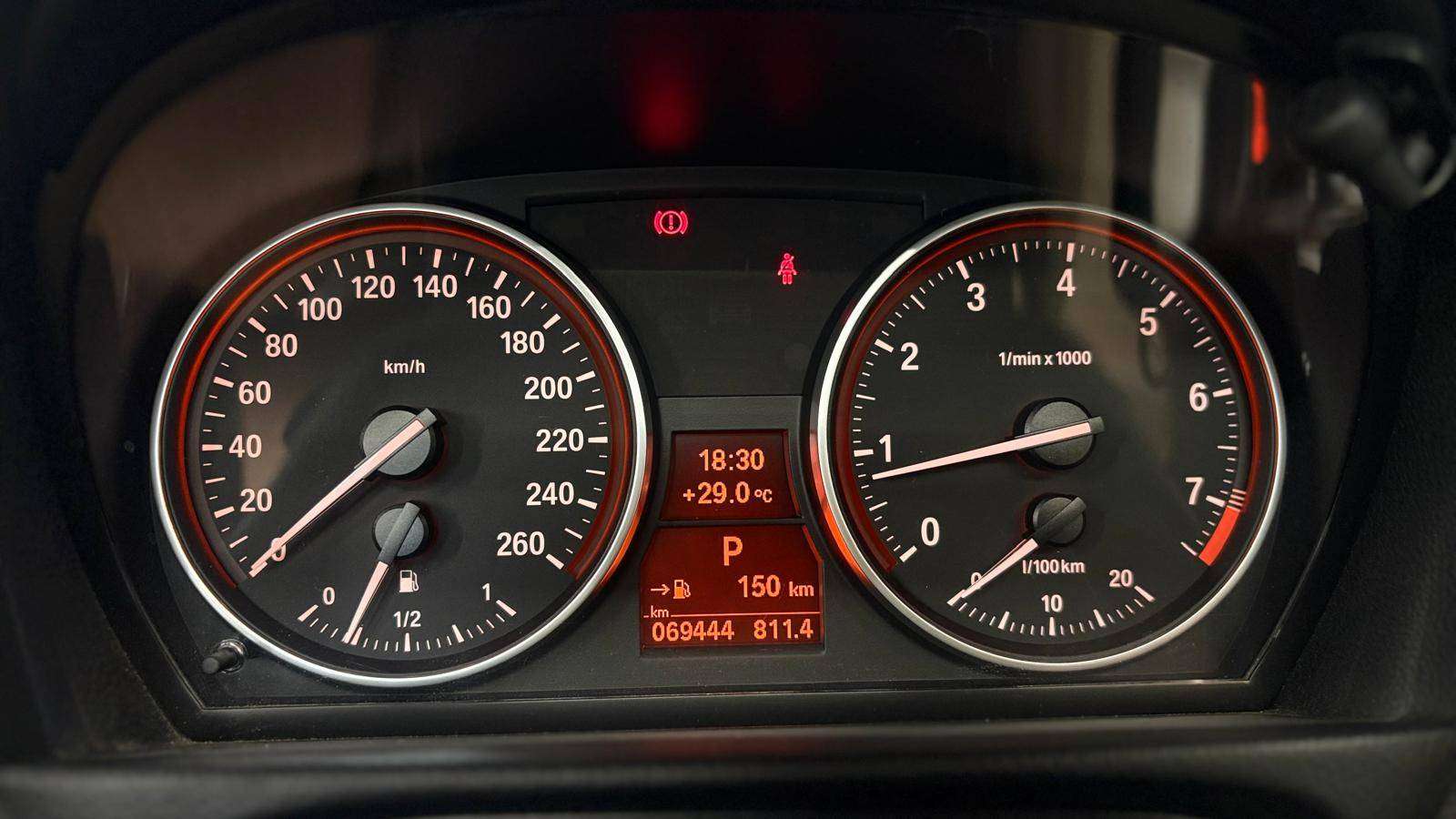 BMW 320 320i cabriolet benzine bj2008 automaat benzine