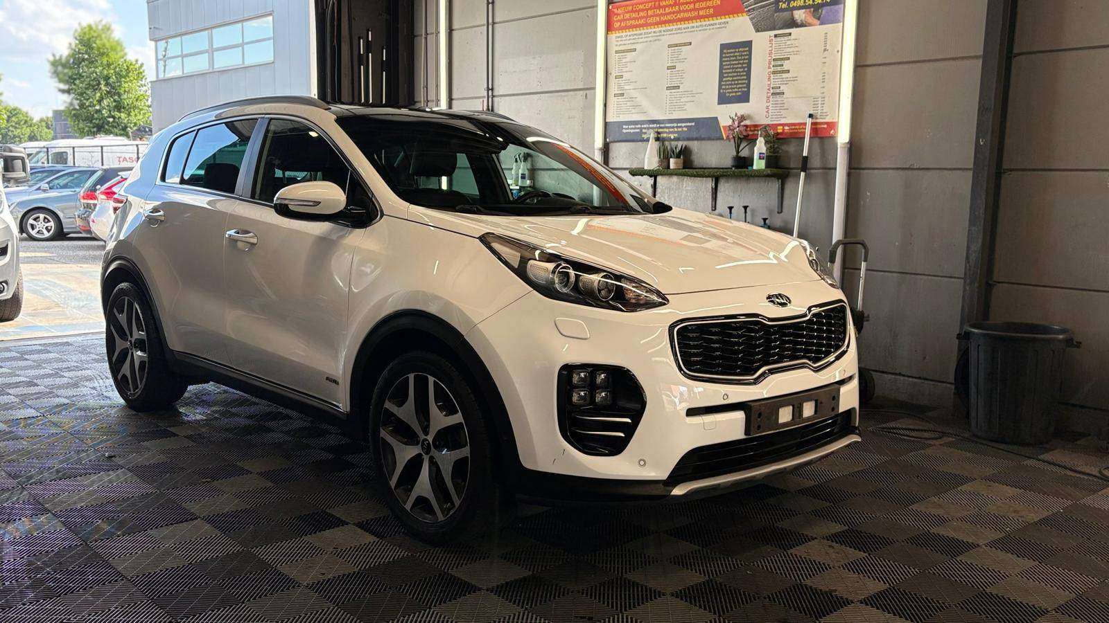 Kia Sportage GT LINE 1.6 benz. AUTOMATIQUE bj. 2018 88450km Euro 6