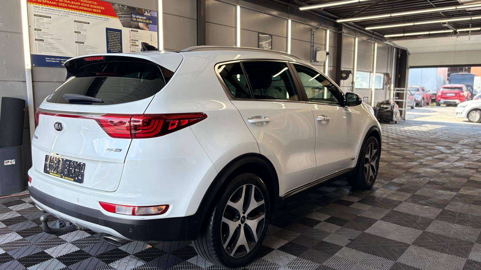 Kia Sportage GT LINE 1.6 benz. AUTOMATIQUE bj. 2018 88450km Euro 6