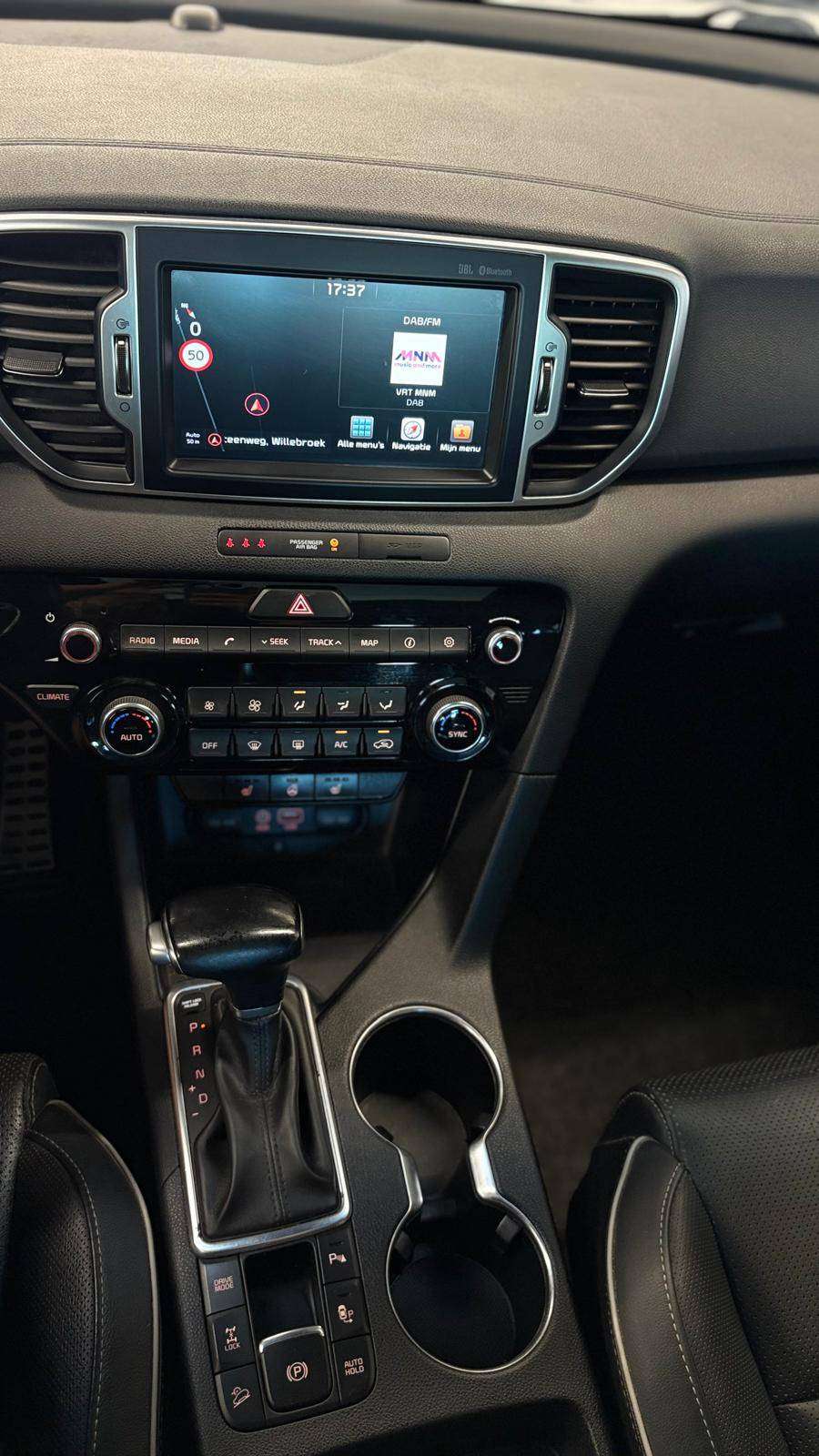 Kia Sportage GT LINE 1.6 benz. AUTOMATIQUE bj. 2018 88450km Euro 6