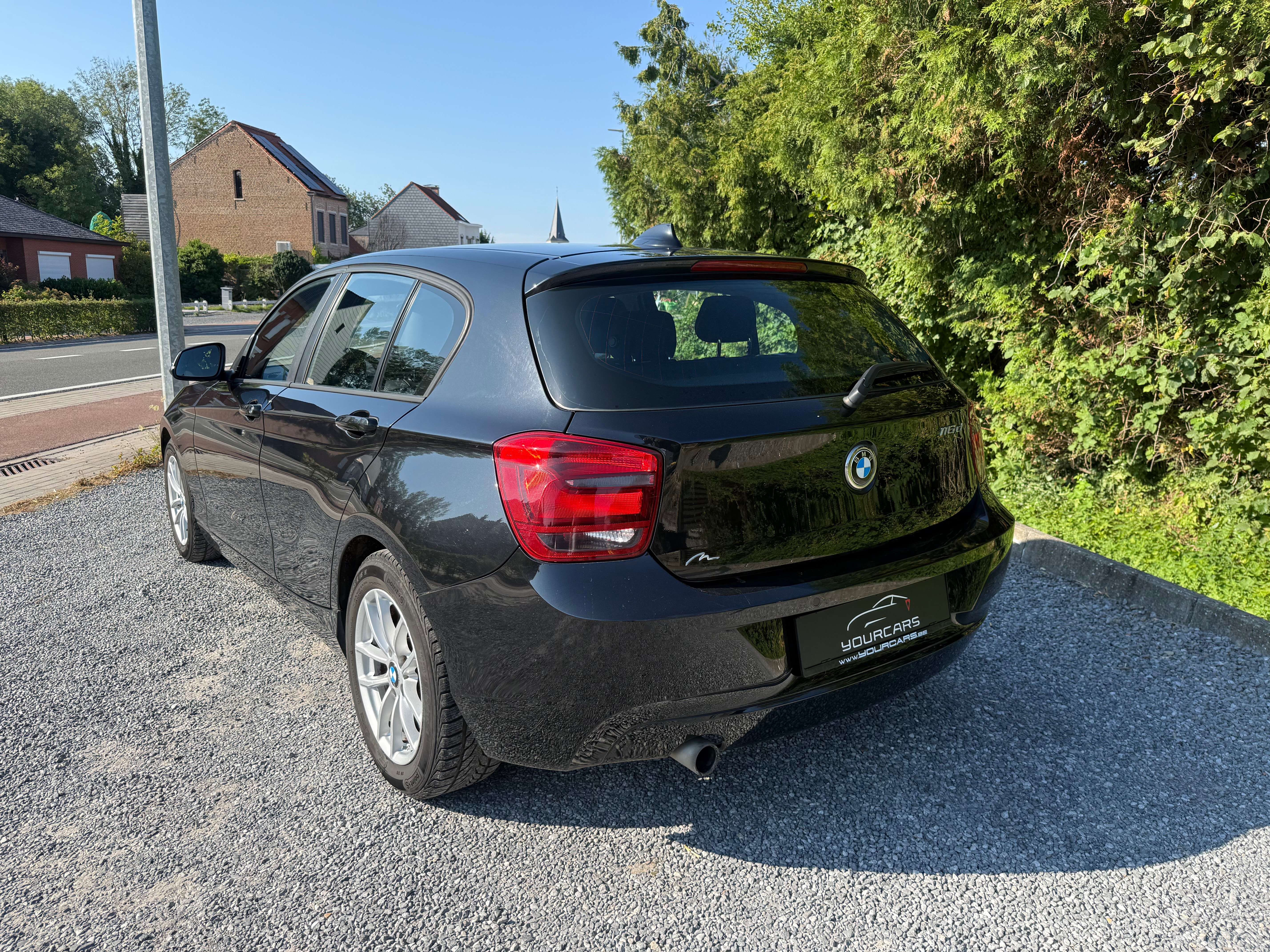 BMW 116 d * GPS * LEDER * PDC * 1ste OWNER