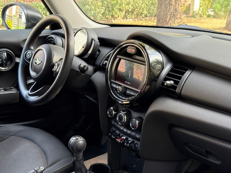 Mini MINI ONE D 95CH BUSINESS // 2018 // SIEGES CHAUFF // CLIM // GARANTIE