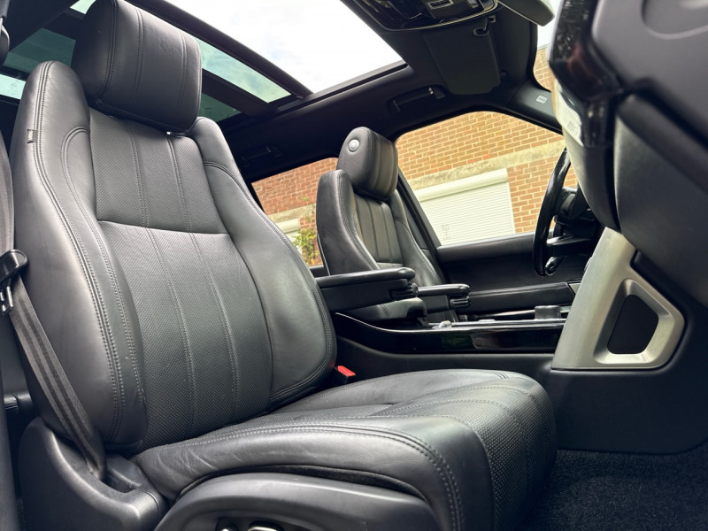 Land Rover RANGE ROVER VOGUE 3.0 TDV6 258CH // T.OUVRANT // FULL OPTIONS // GARANTIE