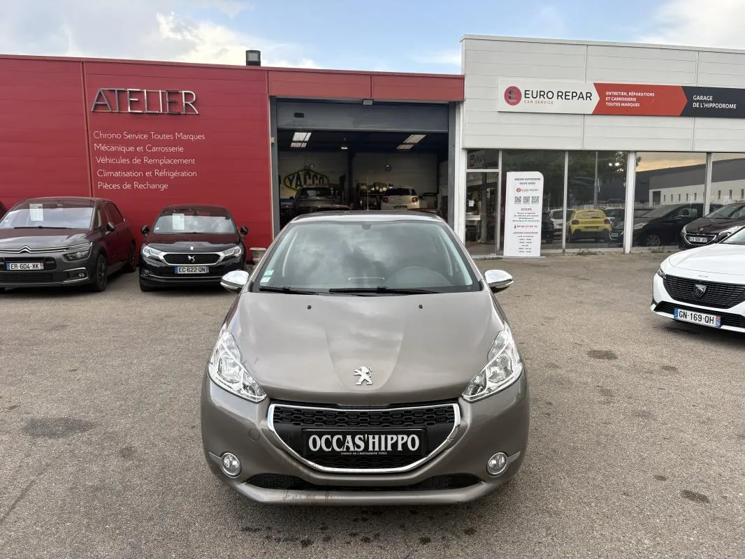 Peugeot 208 VTI 82CV STYLE BVM5