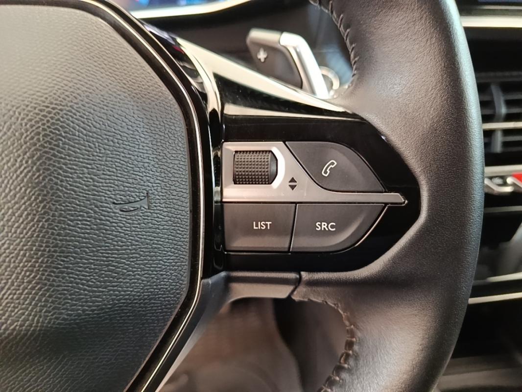 Peugeot 2008 II PureTech 130 S&S EAT8 ALLURE PACK
