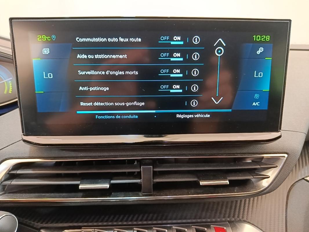 Peugeot 3008 II 1.6 HYBRID 225 E-EAT8 Allure