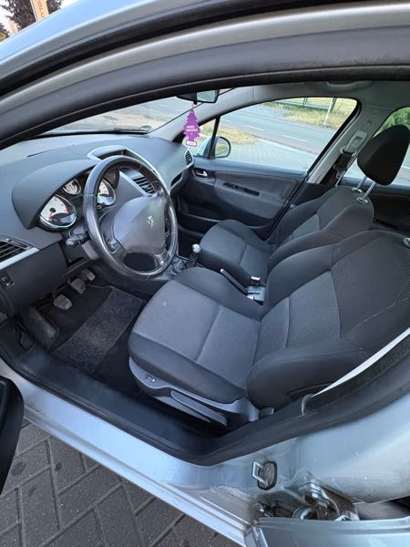Peugeot 207 SW 1.4 VTI 16V 95 PREMIUM