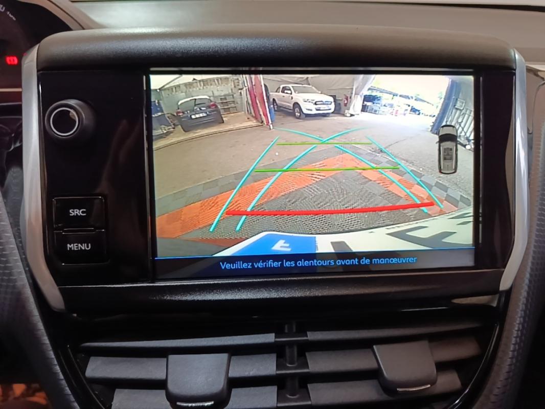 Peugeot 2008 Puretech 130 S&S Allure Business