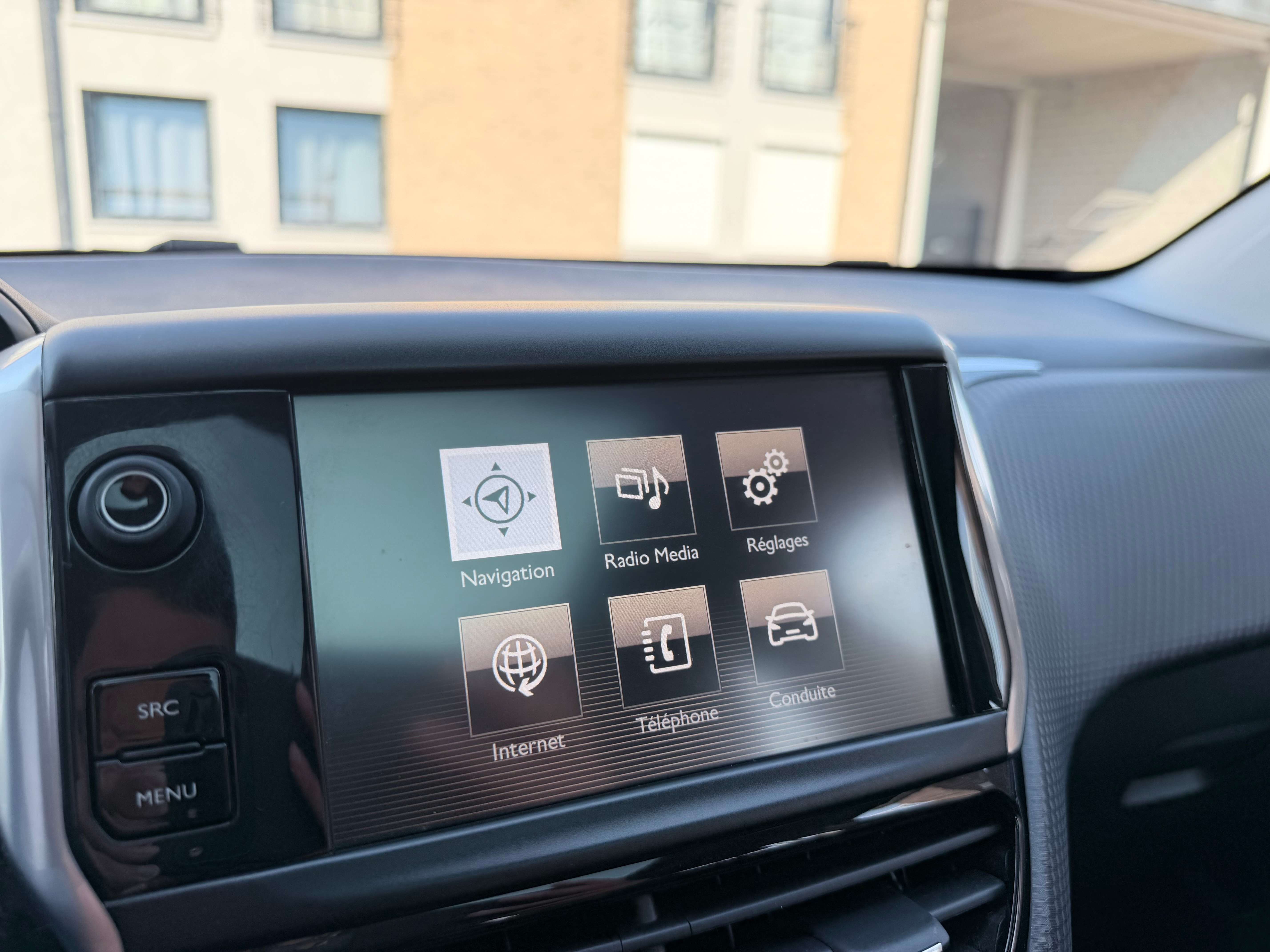 Peugeot 2008 1.2 I EDITION ACTIVE  | Panodak| Cruise | Navi
