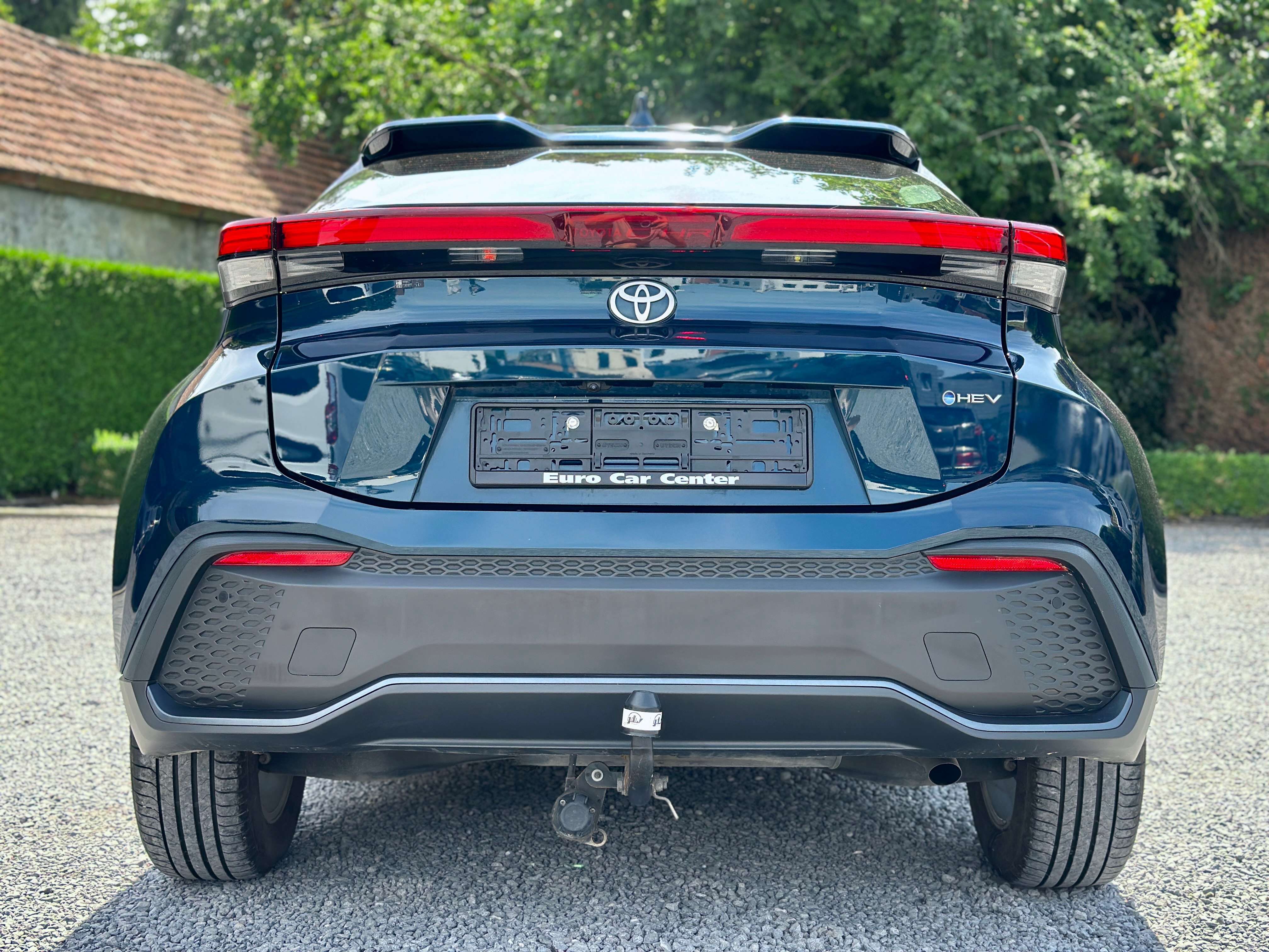 Toyota C-HR C-HR Hybrid 1.8i VVT-i C-Hic E-CVT / FULL ASSIST / CAMERA / CARPLAY