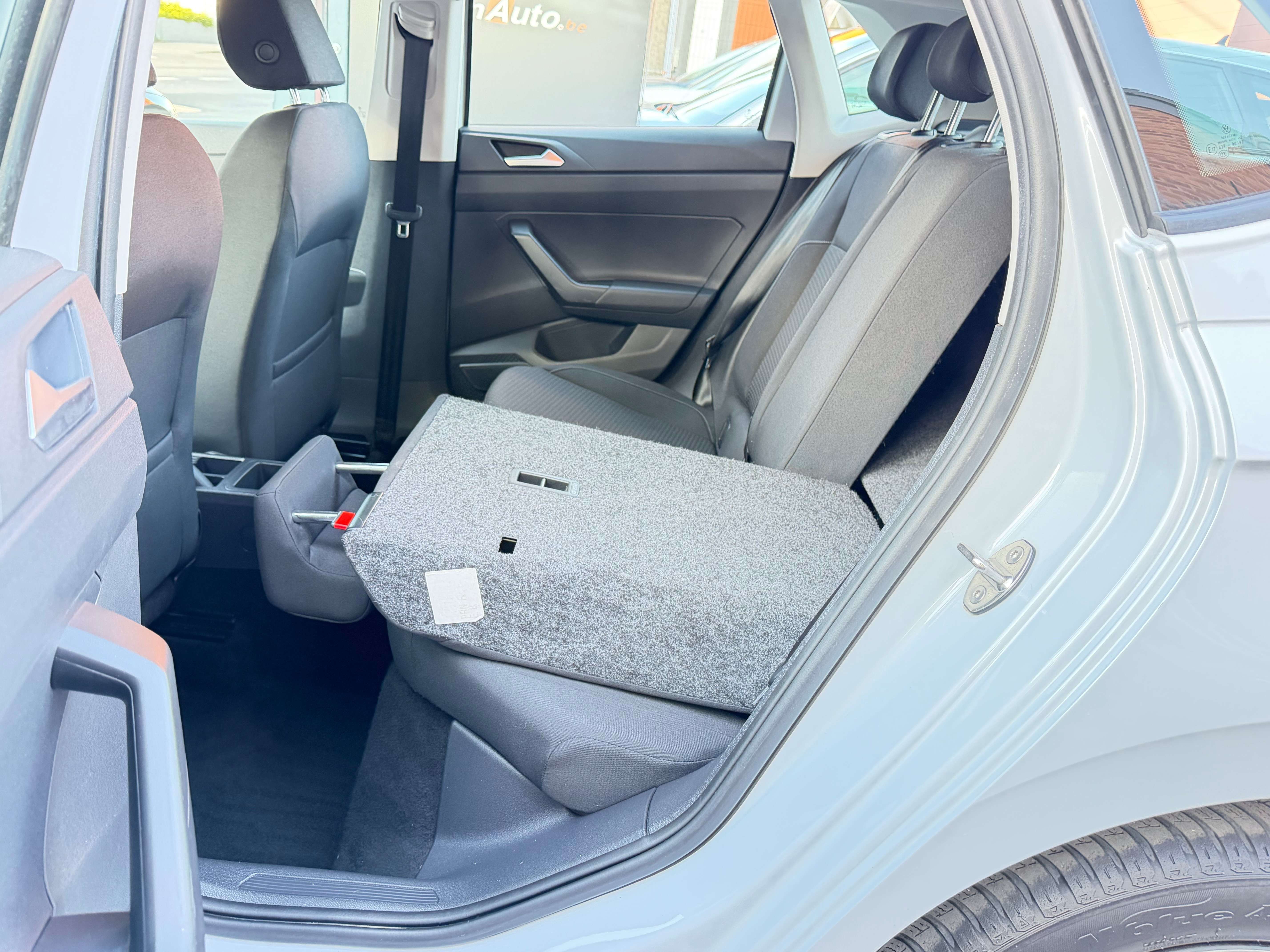 Volkswagen Polo Polo 1.0i ° AIRCO ° LED ° BLT ° NEW MODEL ° GARANTI 12 MOIS !