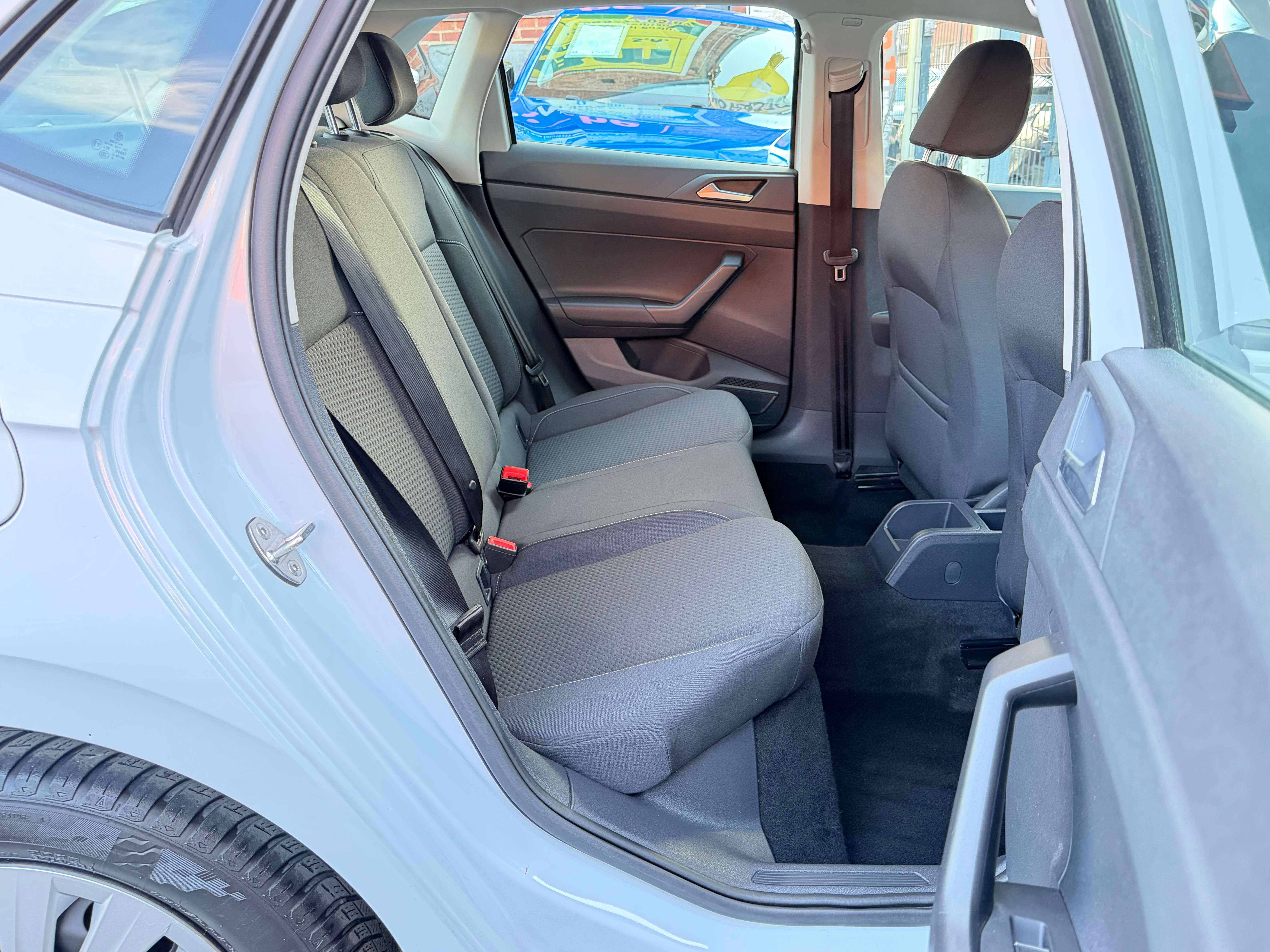 Volkswagen Polo Polo 1.0i ° AIRCO ° LED ° BLT ° NEW MODEL ° GARANTI 12 MOIS !