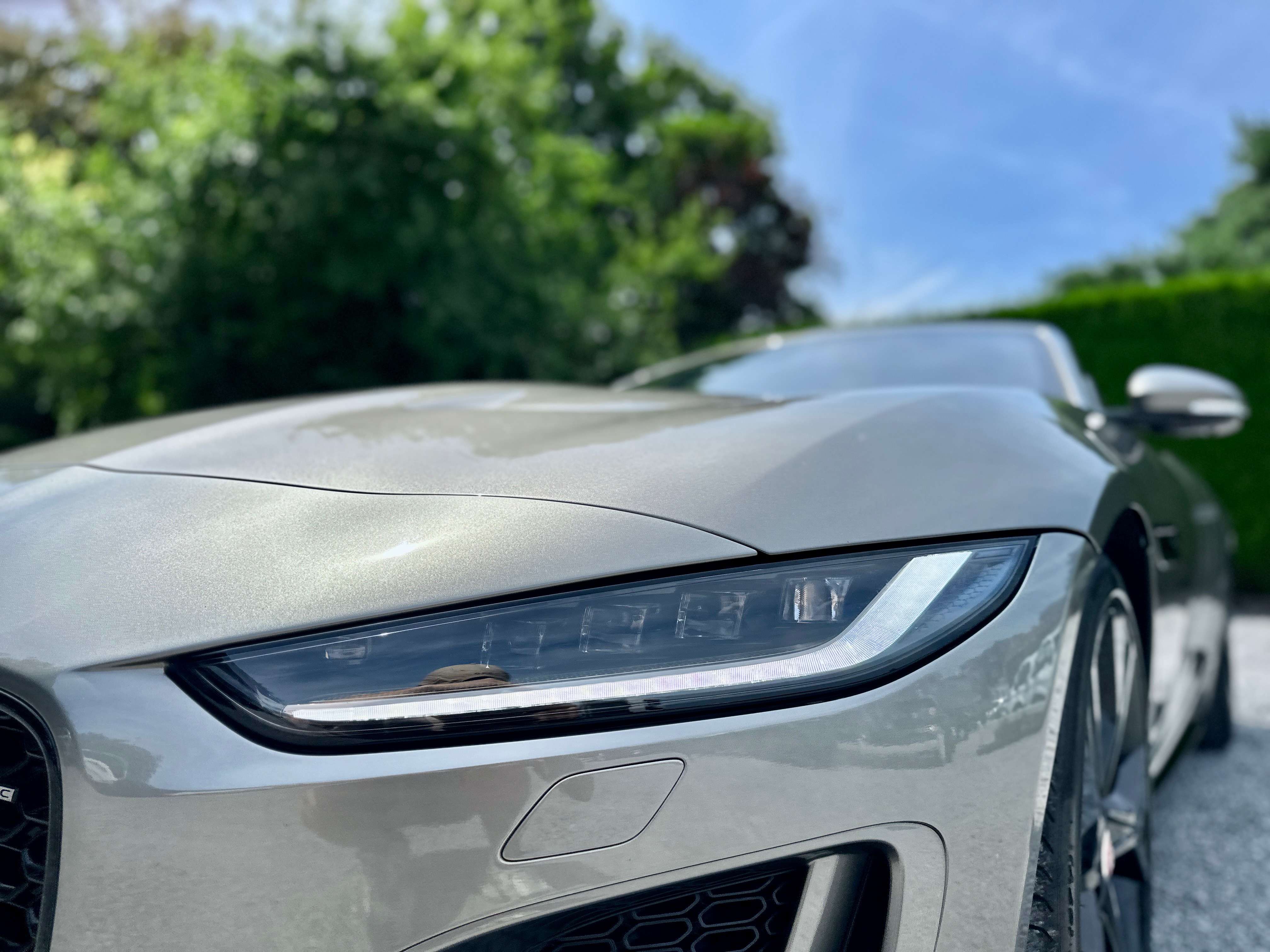 Jaguar F-Type F-Type Cabriolet 2.0 i4 P300 R-Dynamic / MERIDIAN SOUNDSYS / CARPLAY / CAMERA /