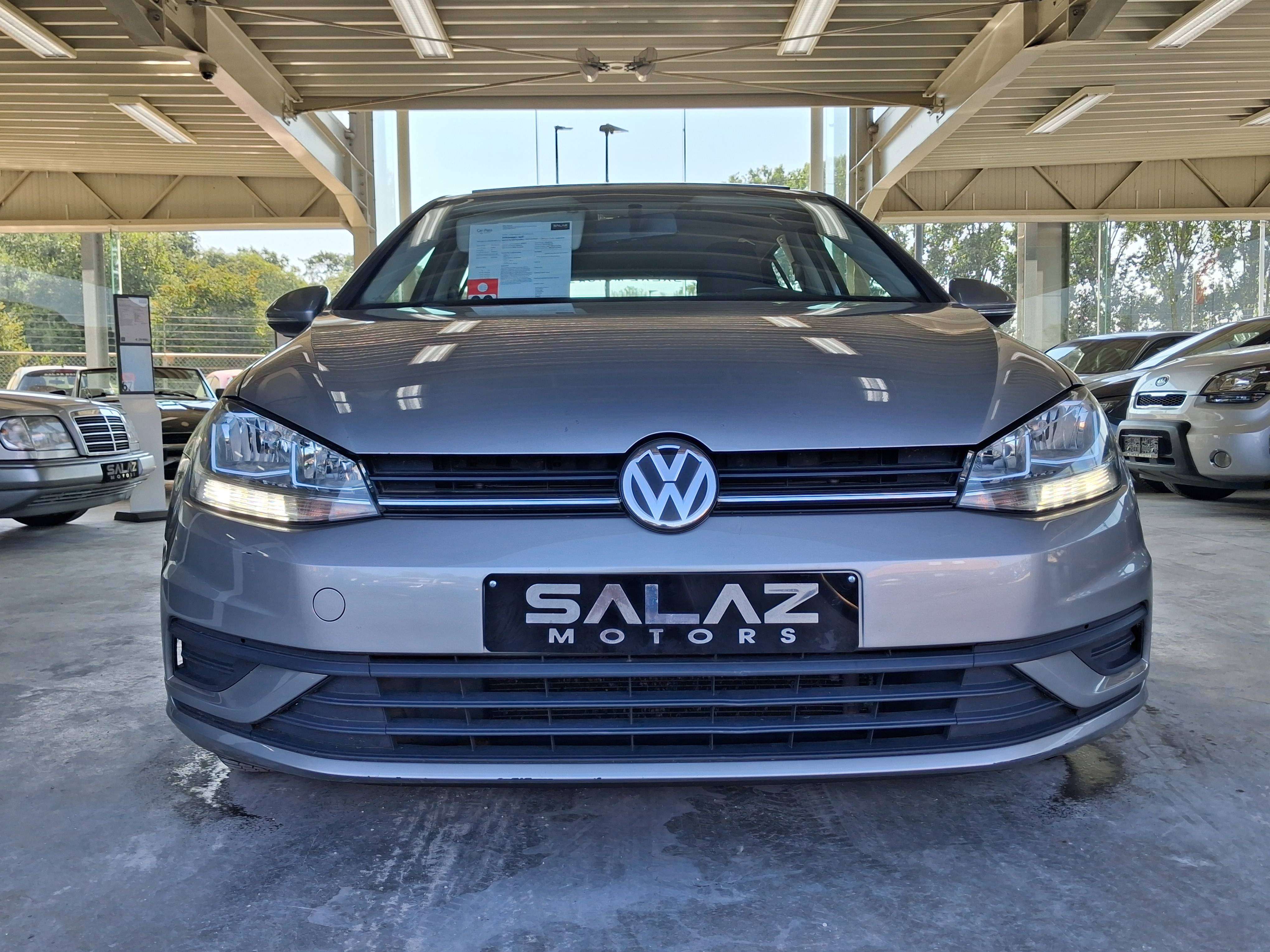 Volkswagen Golf Golf 1.0 TSI BMT Trendline / TOIT OUVRANT / CARPLAY / CLIM / GARANTIE