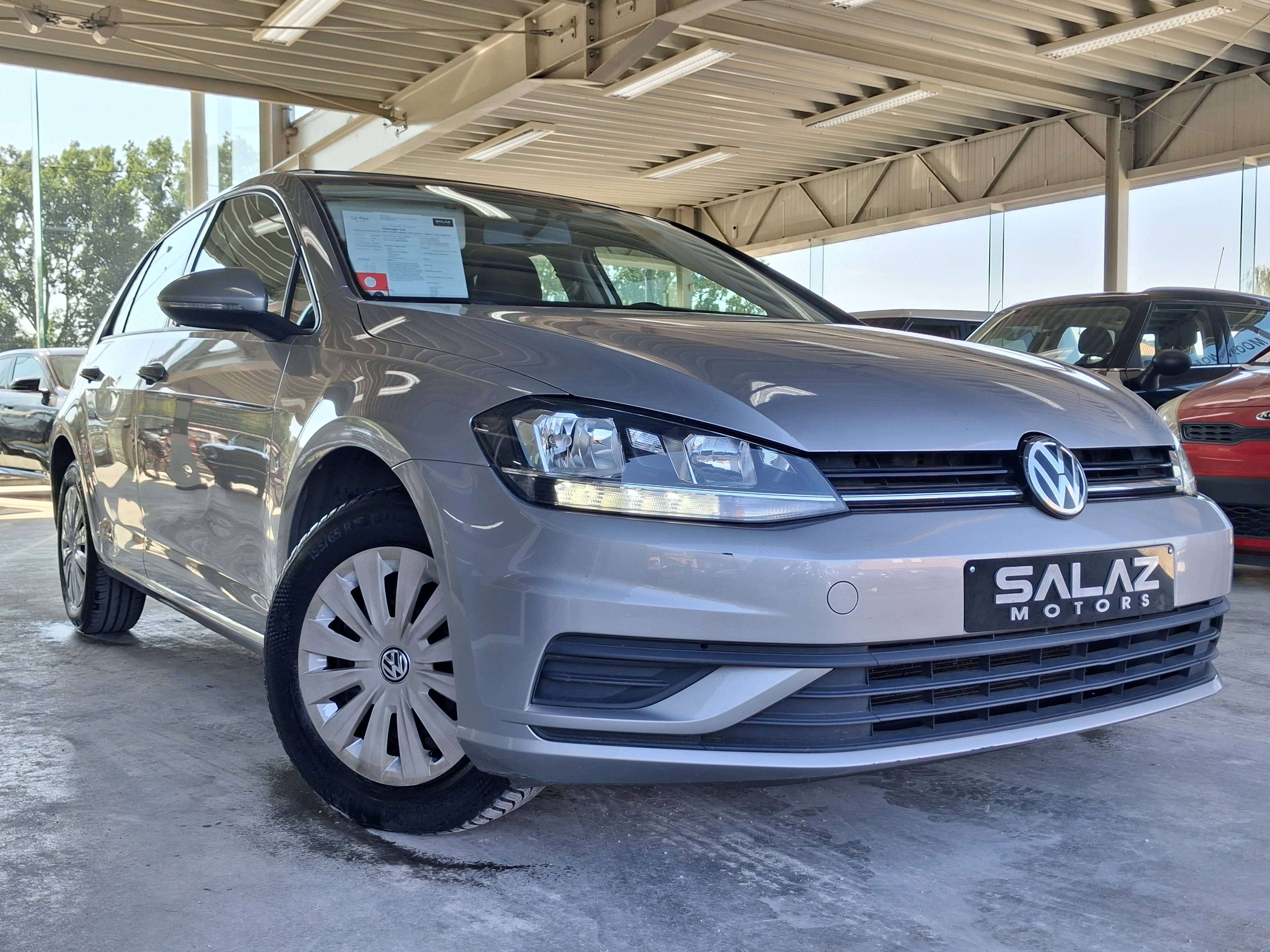 Volkswagen Golf Golf 1.0 TSI BMT Trendline / TOIT OUVRANT / CARPLAY / CLIM / GARANTIE