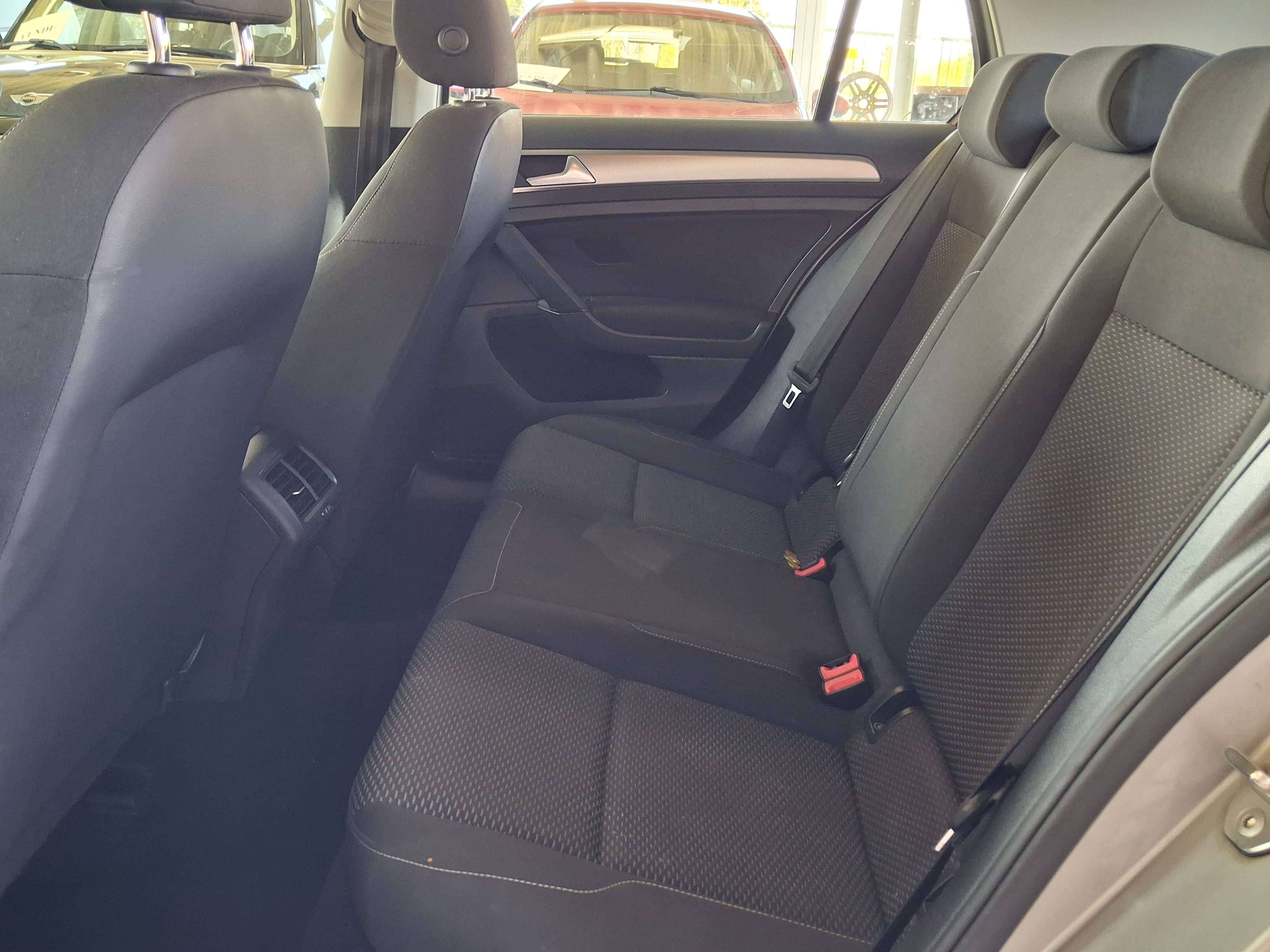 Volkswagen Golf Golf 1.0 TSI BMT Trendline / TOIT OUVRANT / CARPLAY / CLIM / GARANTIE