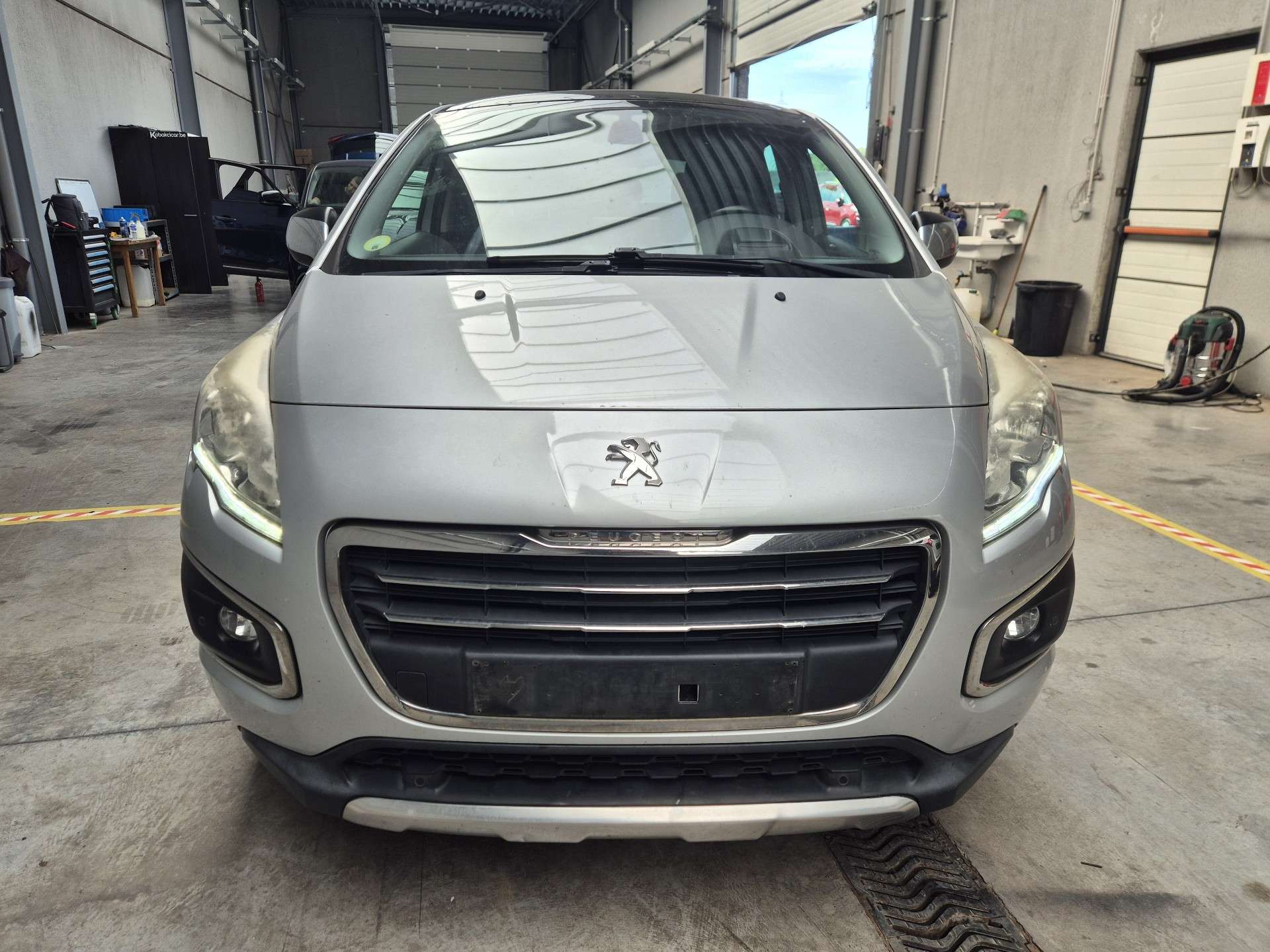 Peugeot 3008 1.6 BlueHDi Style//MARCHAND OU EXPORT//