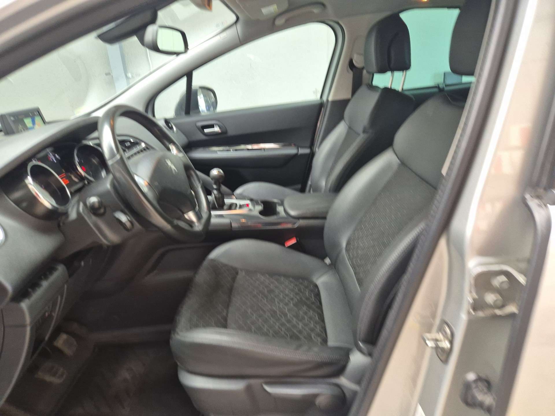 Peugeot 3008 1.6 BlueHDi Style//MARCHAND OU EXPORT//