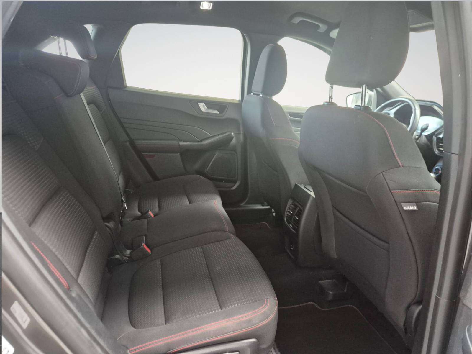 Ford Kuga 1.5 TDCi ST-Line//CARPLAY//CAMERA//GARANTIE 12 MOIS// thumbnail