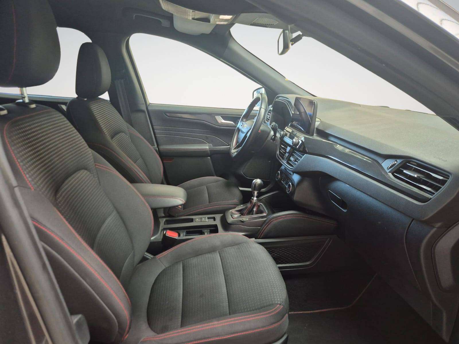 Ford Kuga 1.5 TDCi ST-Line//CARPLAY//CAMERA//GARANTIE 12 MOIS// thumbnail