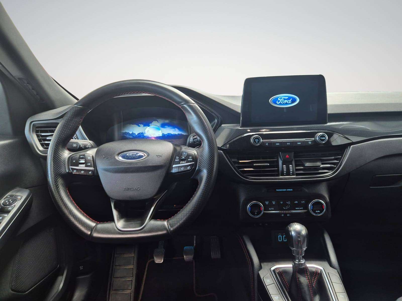 Ford Kuga 1.5 TDCi ST-Line//CARPLAY//CAMERA//GARANTIE 12 MOIS// thumbnail