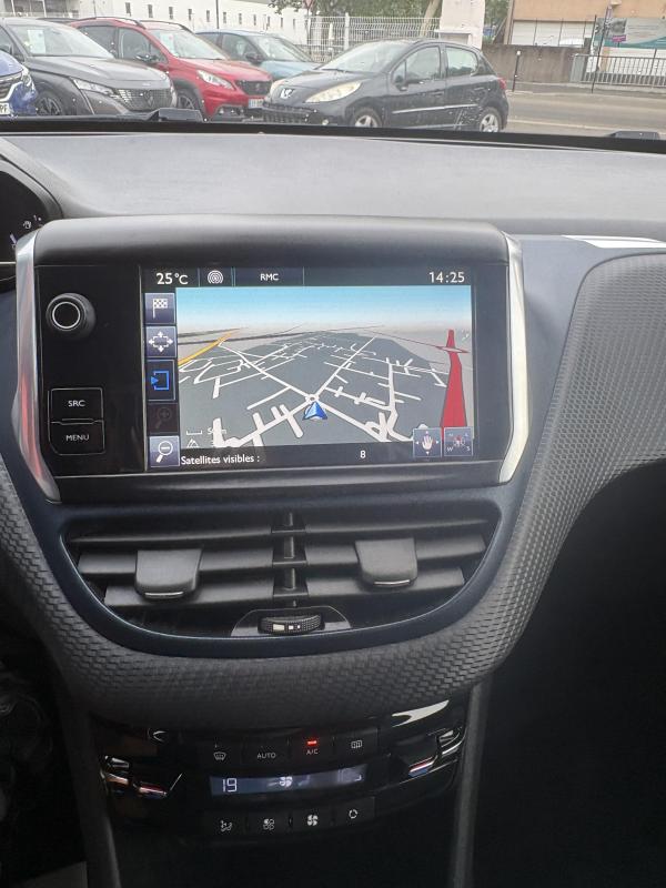 Peugeot 2008 1.6 E-HDI 115CV ALLURE BVM6 thumbnail