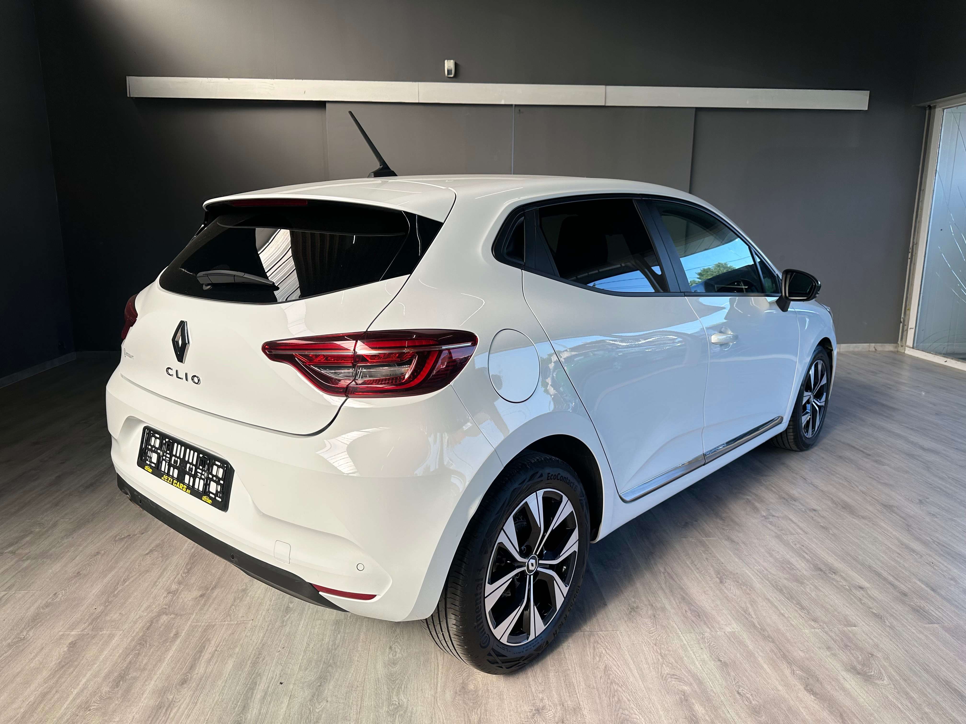 Renault Clio Clio 1.0 TCe Equilibre GPF thumbnail