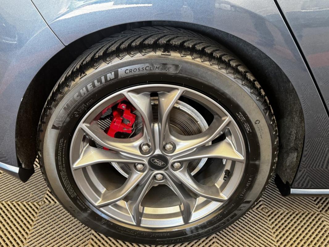 Ford Focus IV 5P - 1.5 EcoBoost 150ch auto St-Line