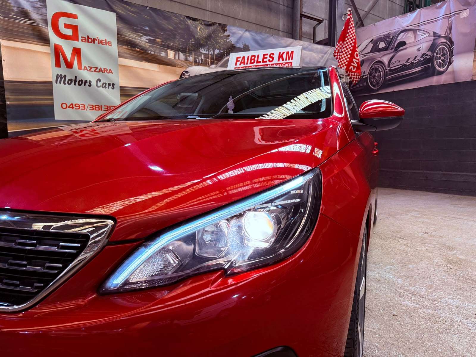 Peugeot 308 308 SW 1.2 PureTech Allure GPS Xénon Caméra Toit Pano CarPlay Att remorque