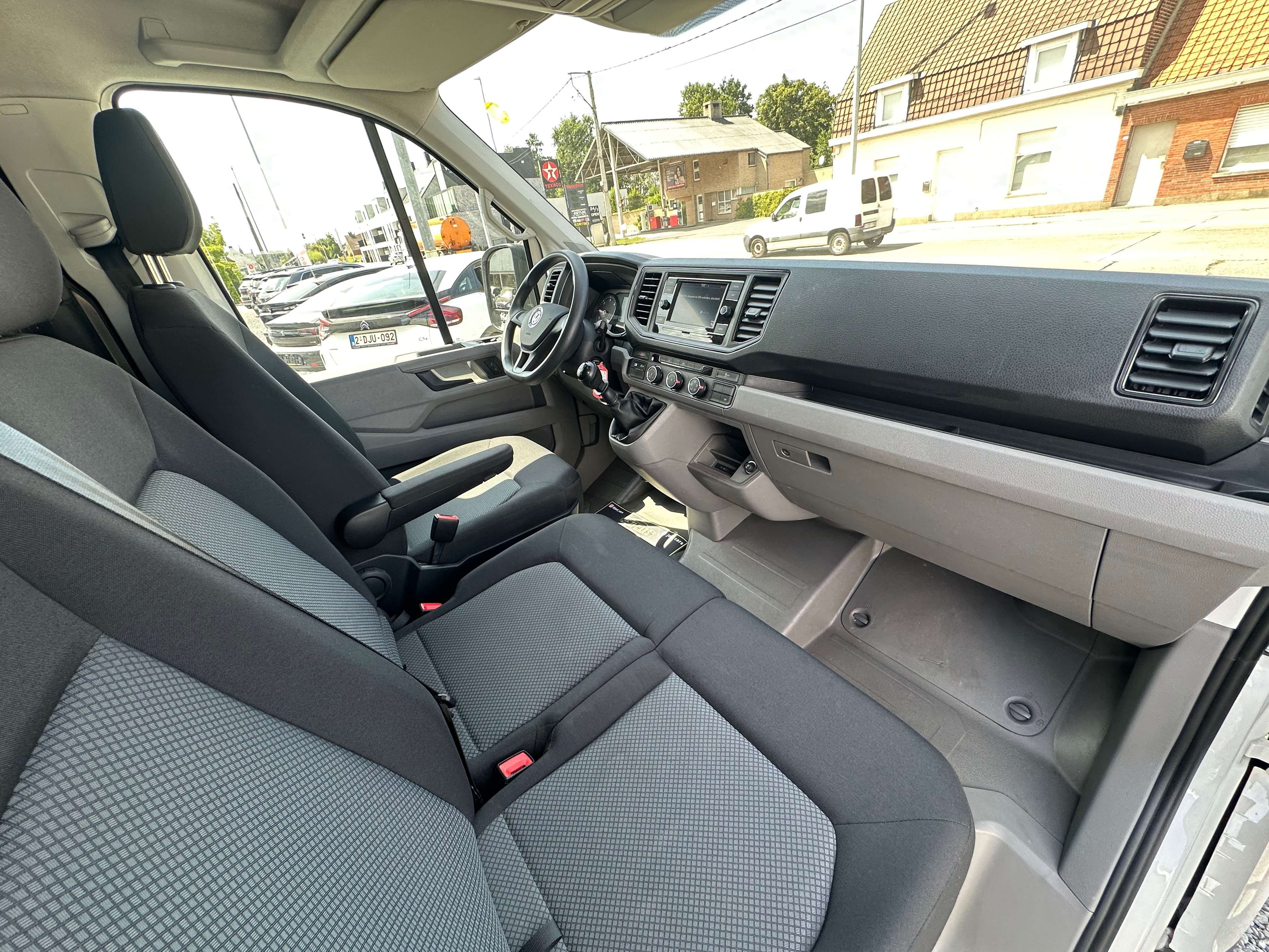 Volkswagen Crafter Crafter 2.0 CR TDi L3H2 thumbnail
