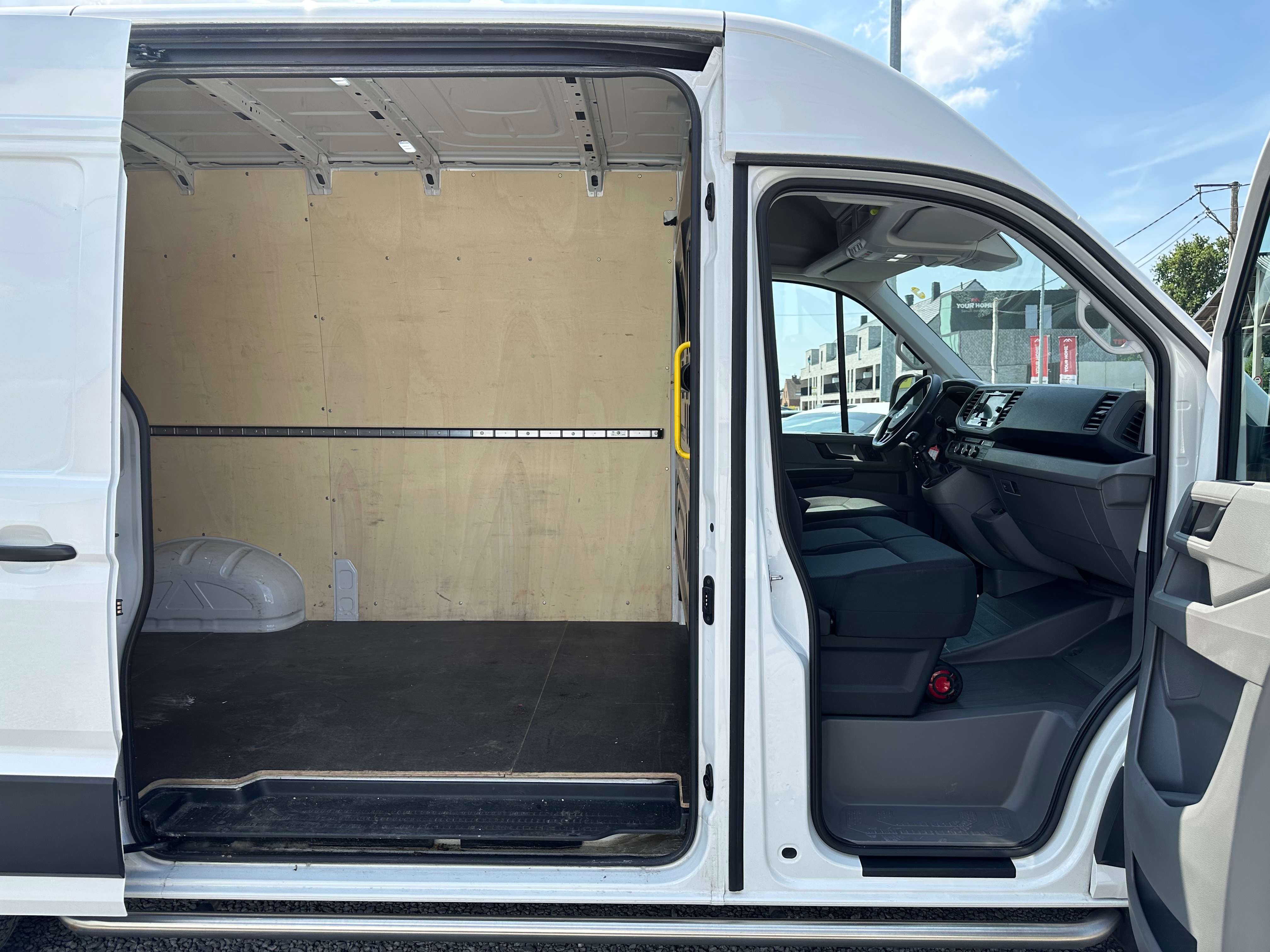 Volkswagen Crafter Crafter 2.0 CR TDi L3H2 thumbnail