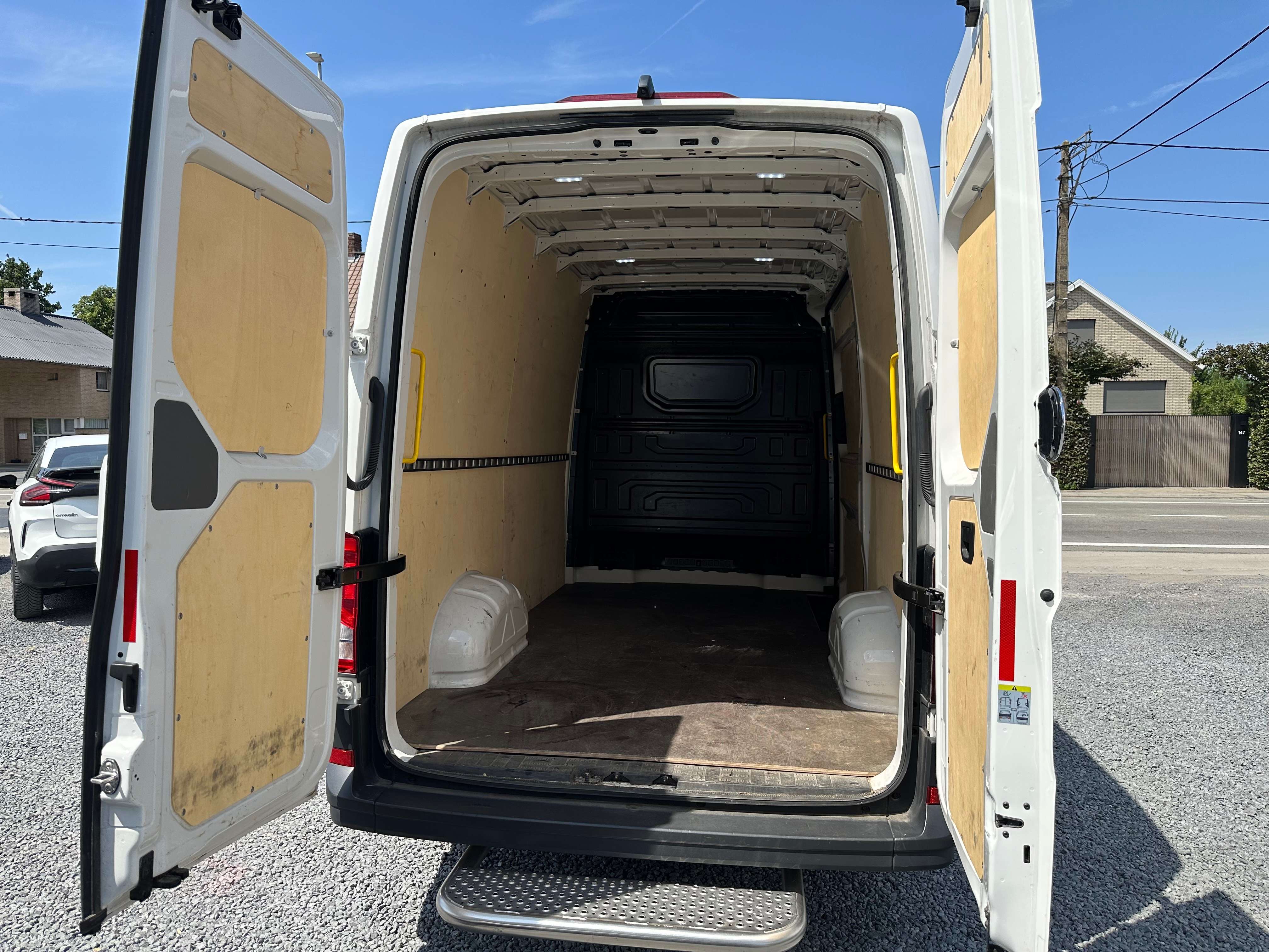 Volkswagen Crafter Crafter 2.0 CR TDi L3H2 thumbnail