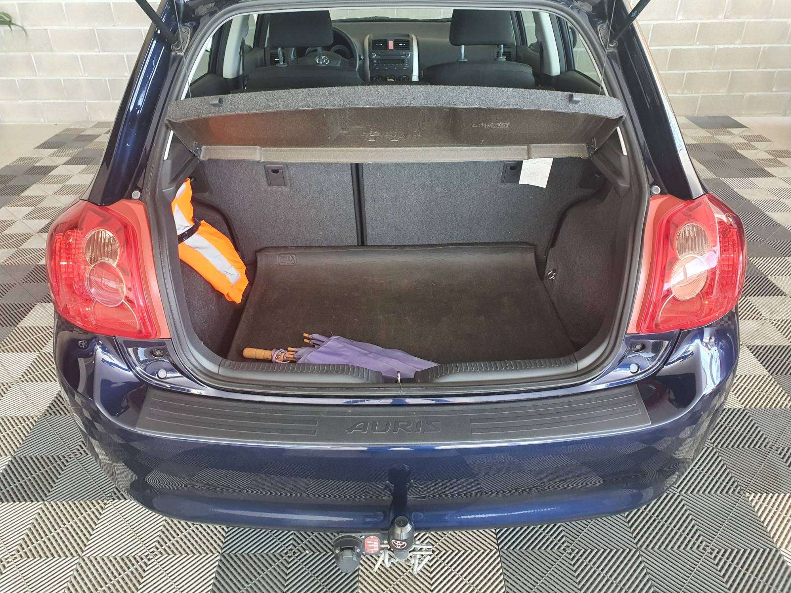 Toyota Auris 🟢1.4 ESSENCE 97CV / !!! 13.000 KM !!! / FULL CARNET thumbnail