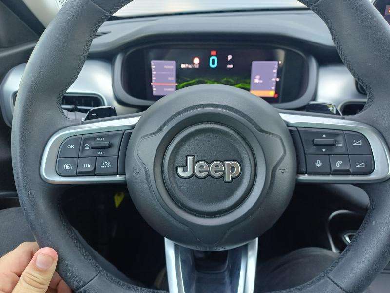 Jeep Avenger 1.2 e-Hybrid 101ch thumbnail