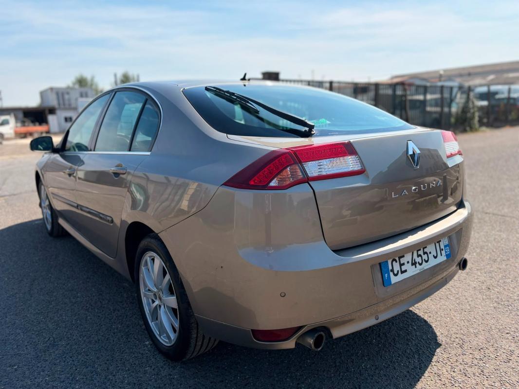 Renault Laguna III Berline BOSE Edition thumbnail