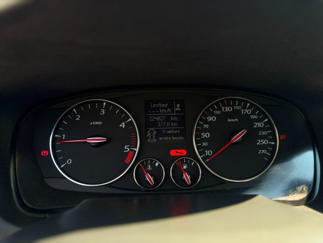 Renault Laguna III Berline BOSE Edition thumbnail