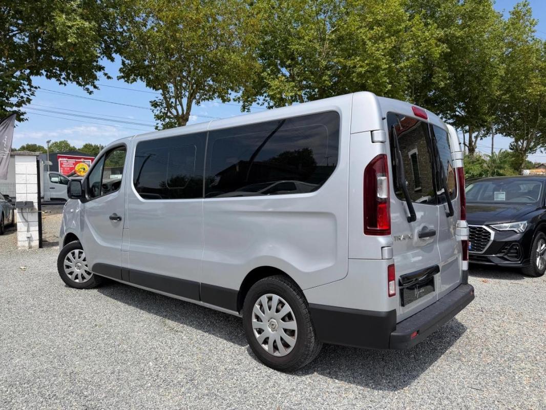 Renault Trafic III 1.6 dCi 145 ENERGY Long / Rlink 9 Places 1 MAIN thumbnail