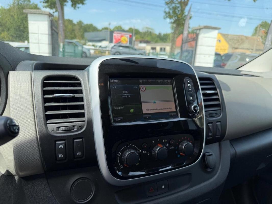 Renault Trafic III 1.6 dCi 145 ENERGY Long / Rlink 9 Places 1 MAIN thumbnail