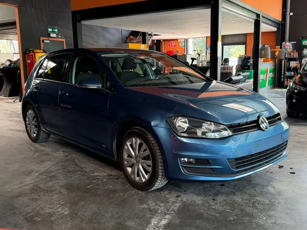 Volkswagen Golf Golf 1.2 TSI Highline DSG/automatique/pneu été et hiver/12 mois de garantie