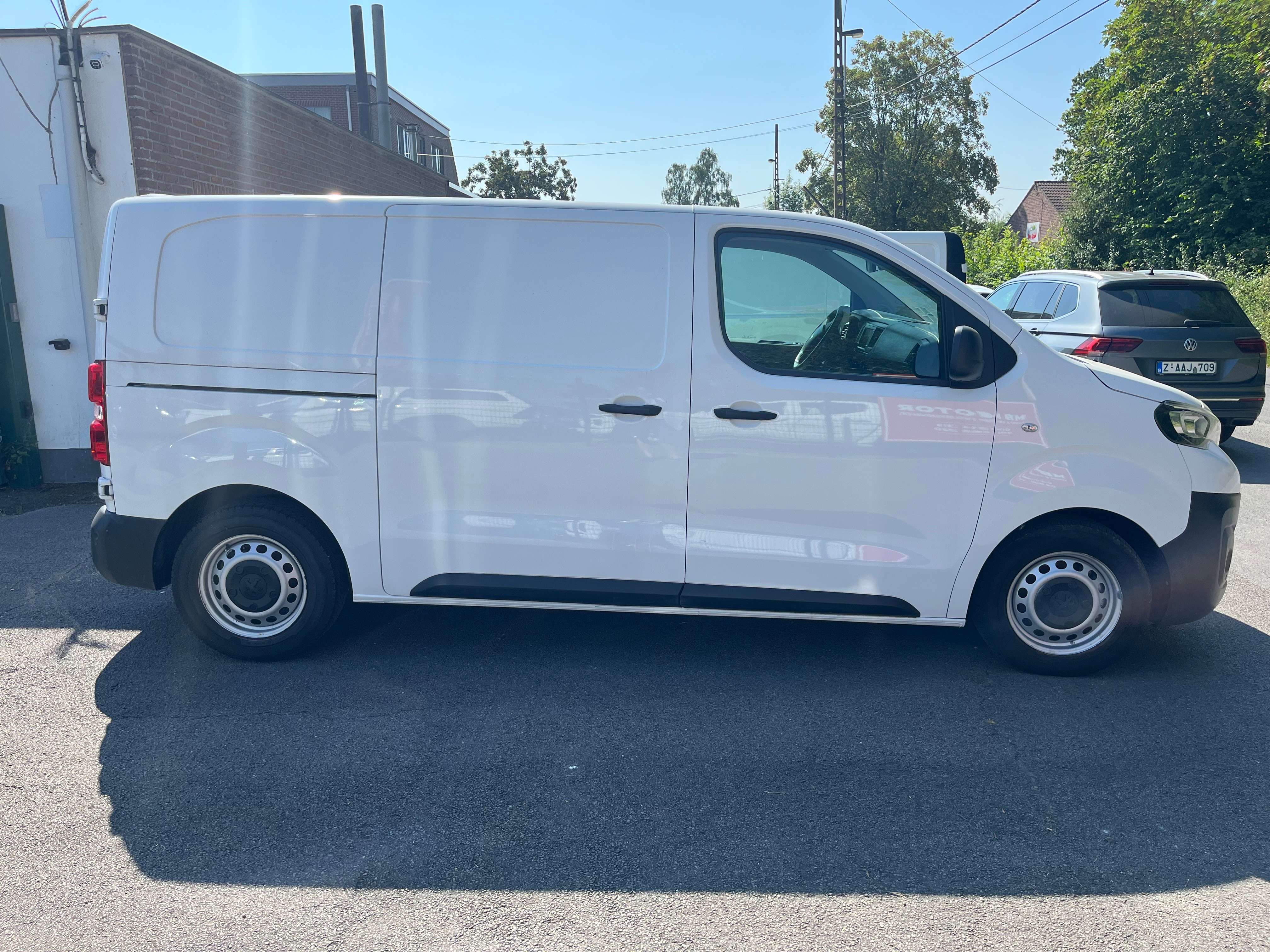 Peugeot Expert 1.5 AIRCO NAVI+11983€+BTW/TVA thumbnail