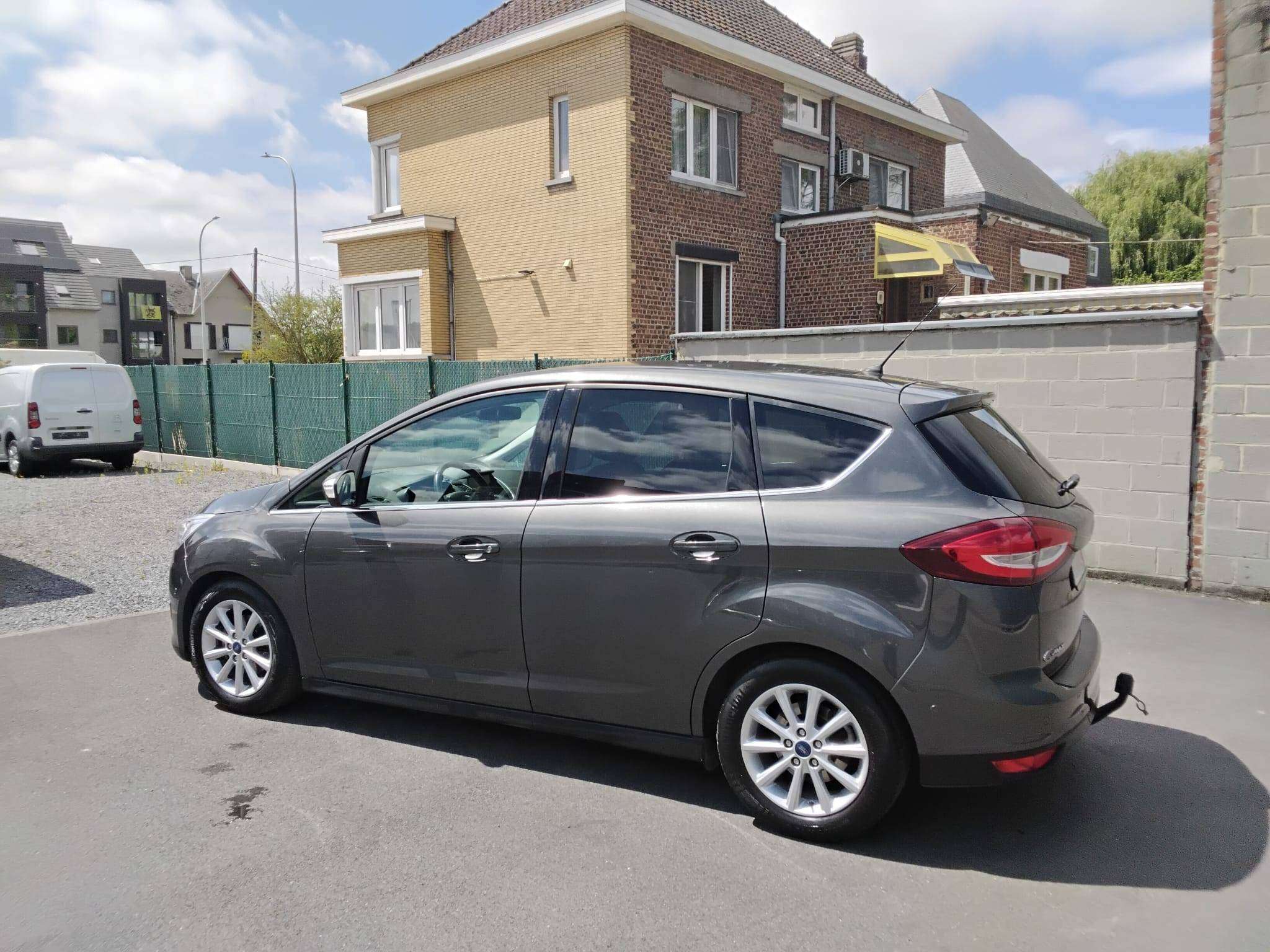 Ford C-Max 1.0 EcoBoost NAVI PARKHULP V&A TREKHAAK AIRCO CRUISE thumbnail