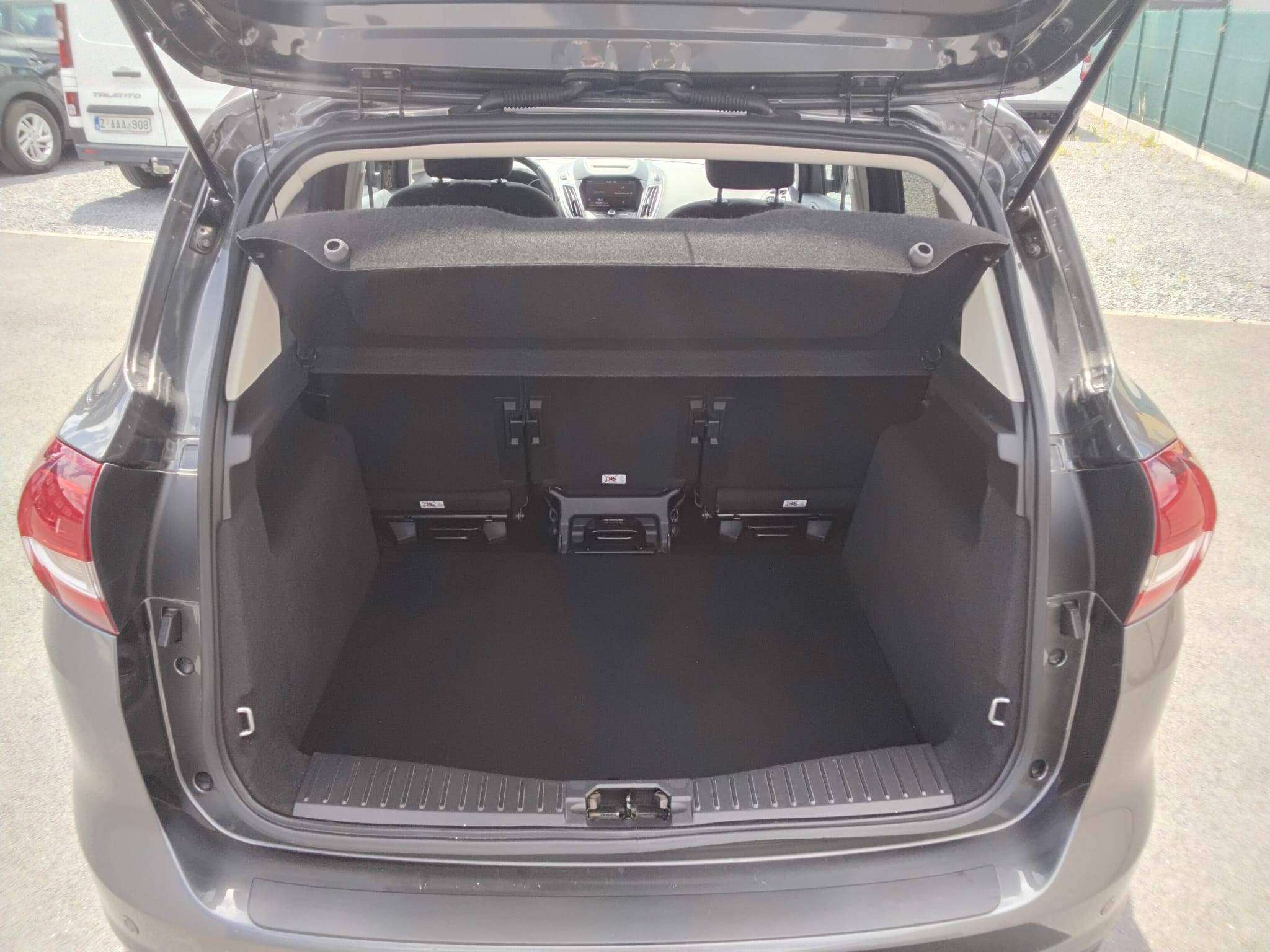Ford C-Max 1.0 EcoBoost NAVI PARKHULP V&A TREKHAAK AIRCO CRUISE thumbnail