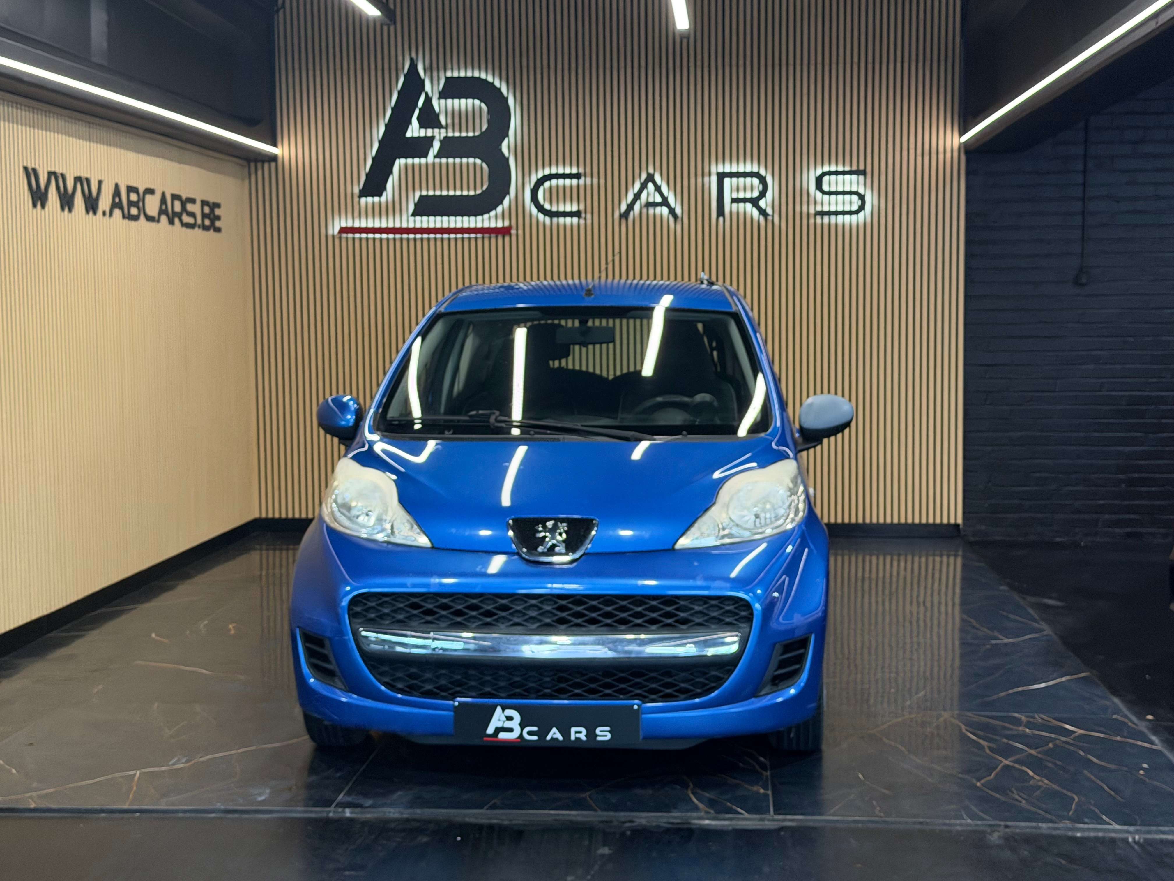 Peugeot 107 1.0I thumbnail