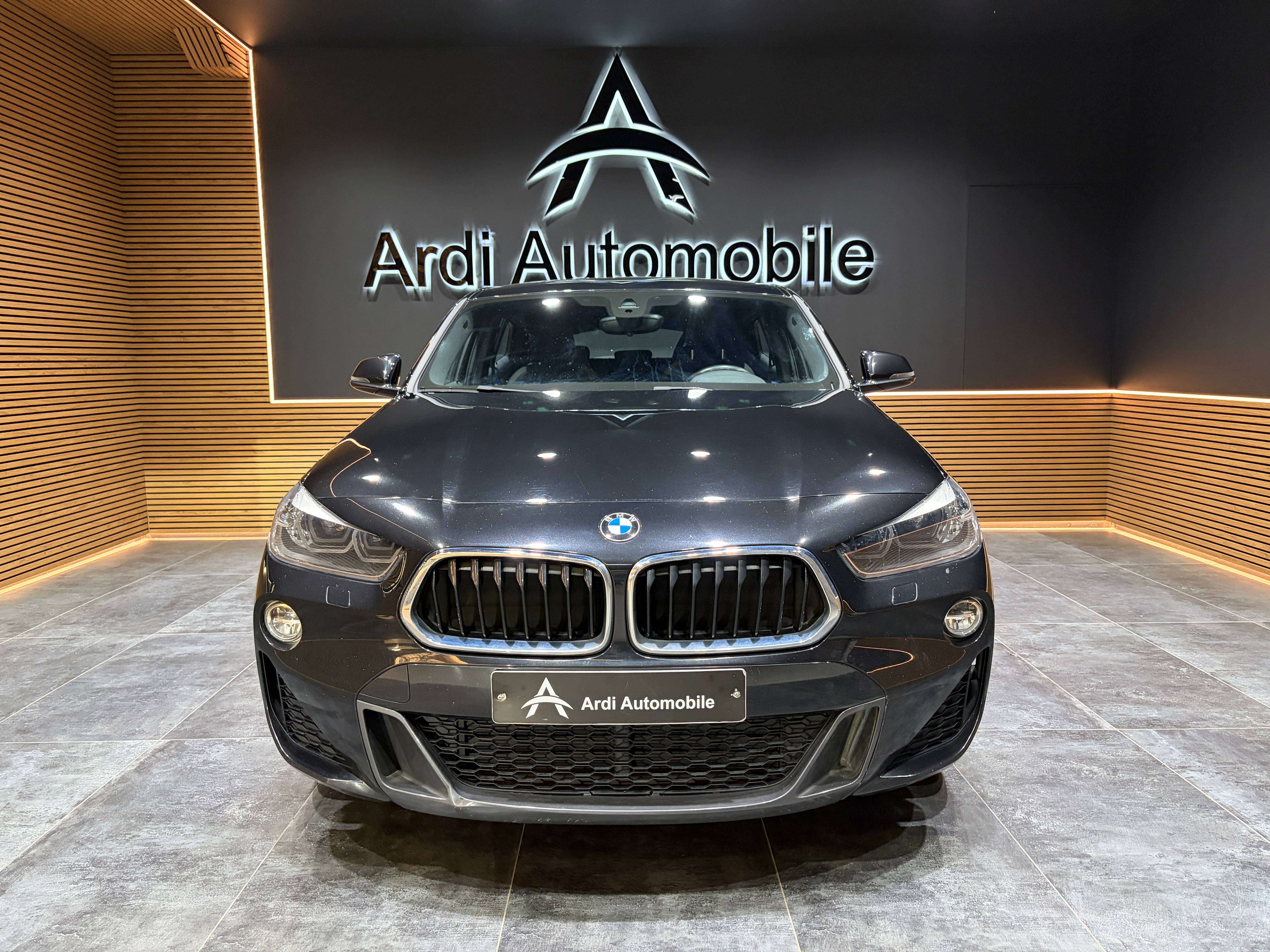 BMW X2 2.0 dA sDrive18 *PACK M*SIEGE CHAUFF*LED AMBIANCE*GARANTIE* thumbnail
