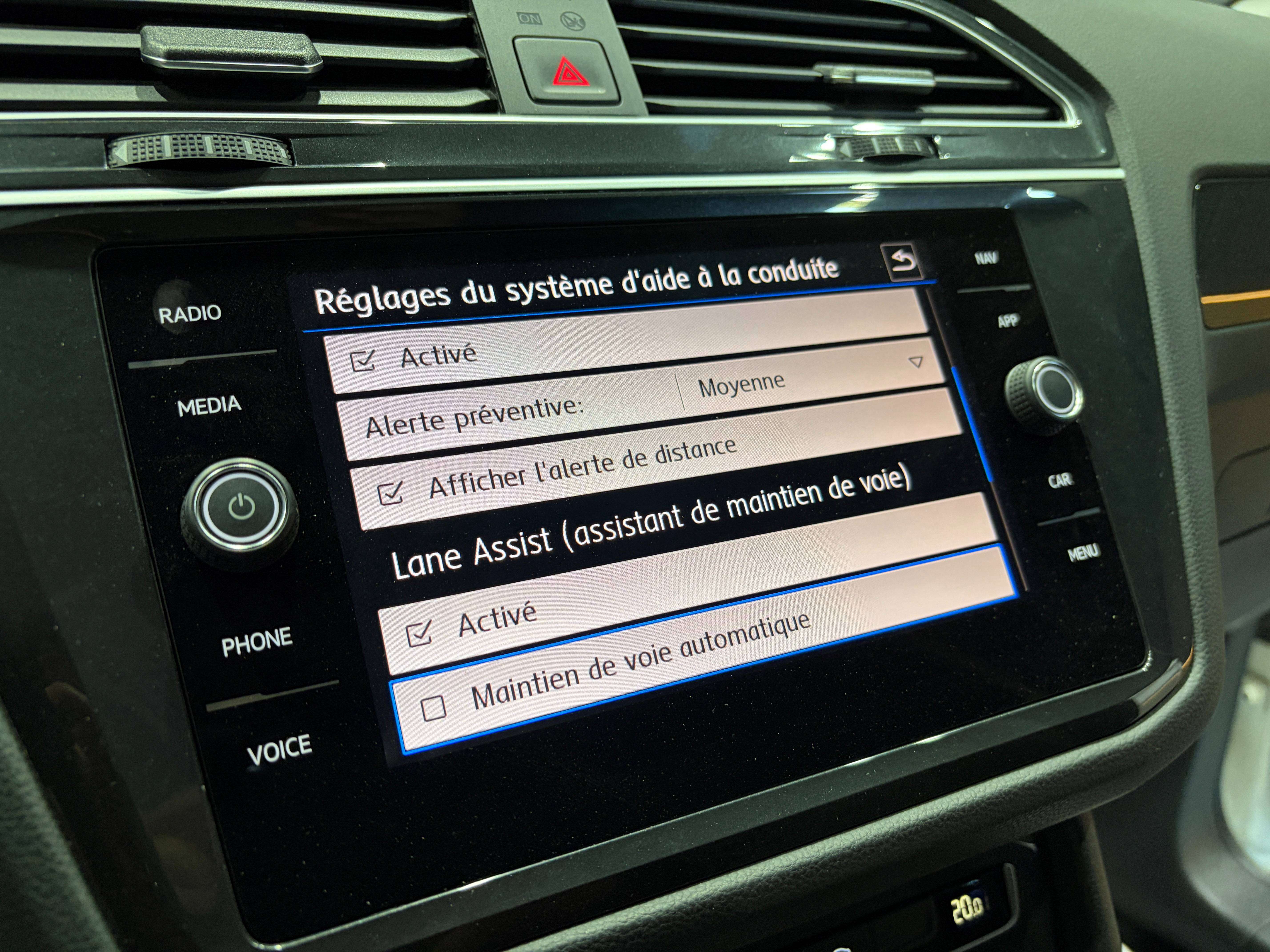 Volkswagen Tiguan 2.0 TSI 4Motion DSG *R Line*CAMERA*LED*1ER PROPRIO*GARANTIE* thumbnail