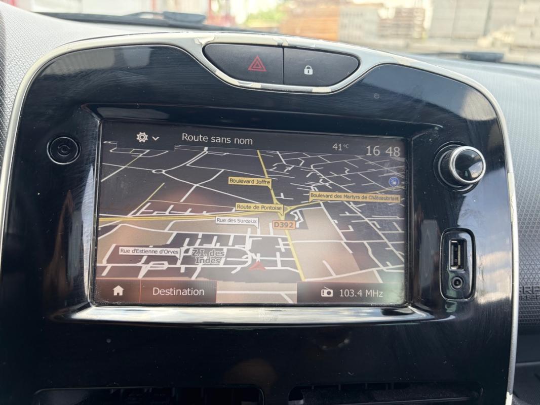 Renault Clio IV 2016 1,5L DCI STYLE SUIVI FACTURES GPS BLUETOOTH RADAR USS AUX RÉGULATEUR