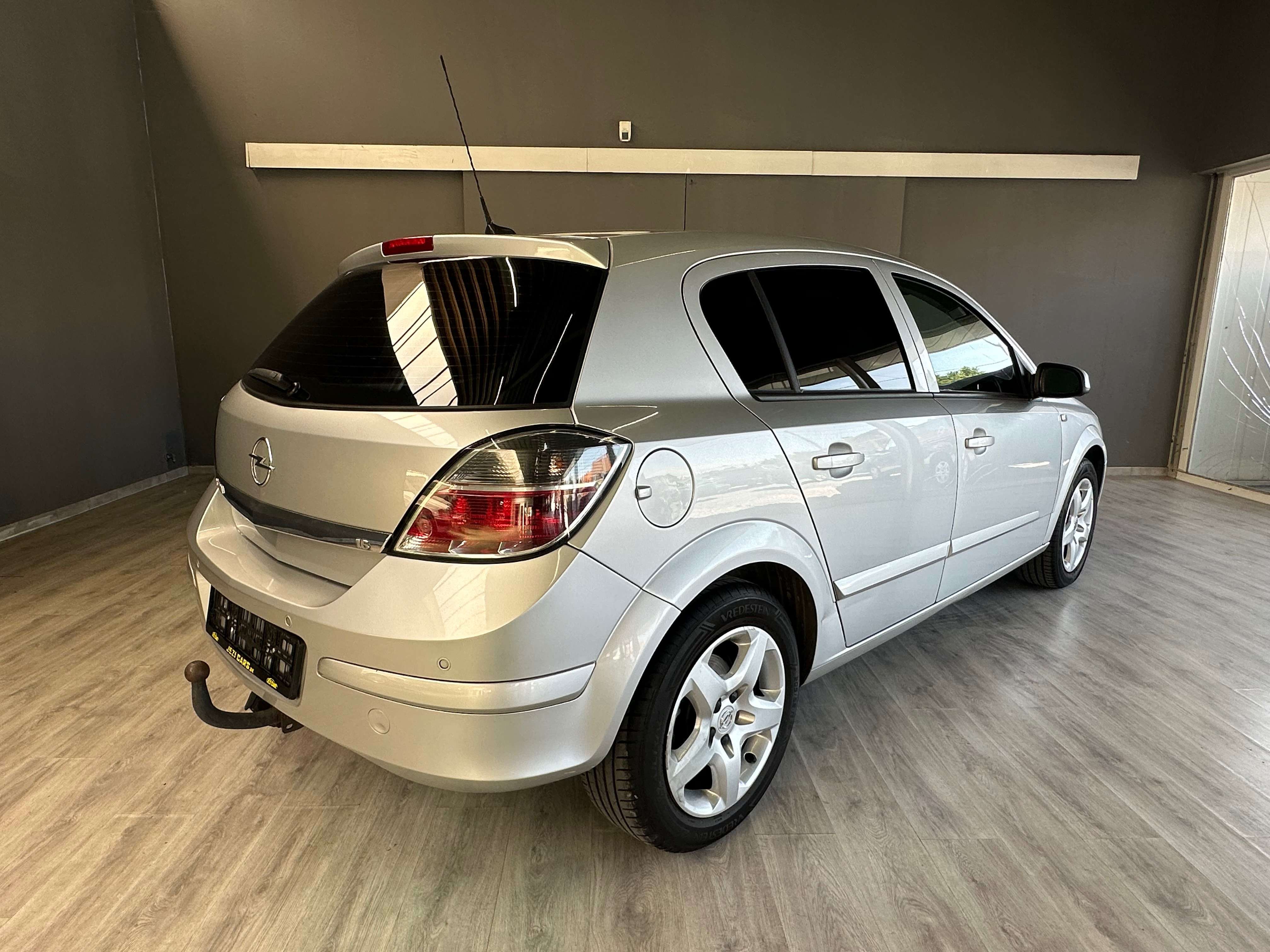 Opel Astra Astra 1.6i
